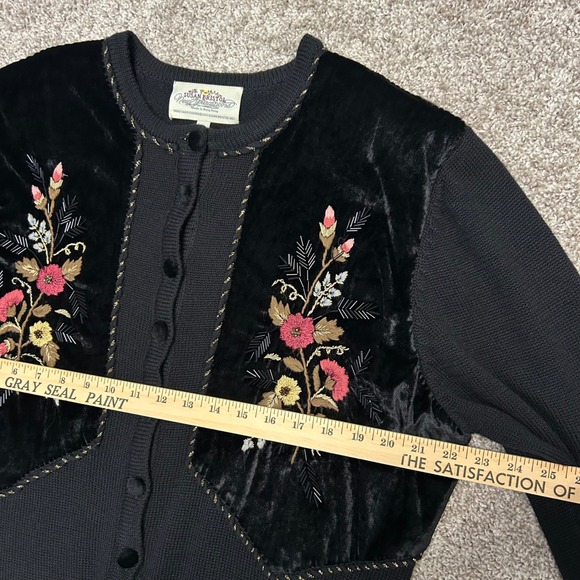 Vintage Susan Bristol Cardigan Sweater Size XL Velvet Trim Tassel Embroidered - Picture 5 of 9